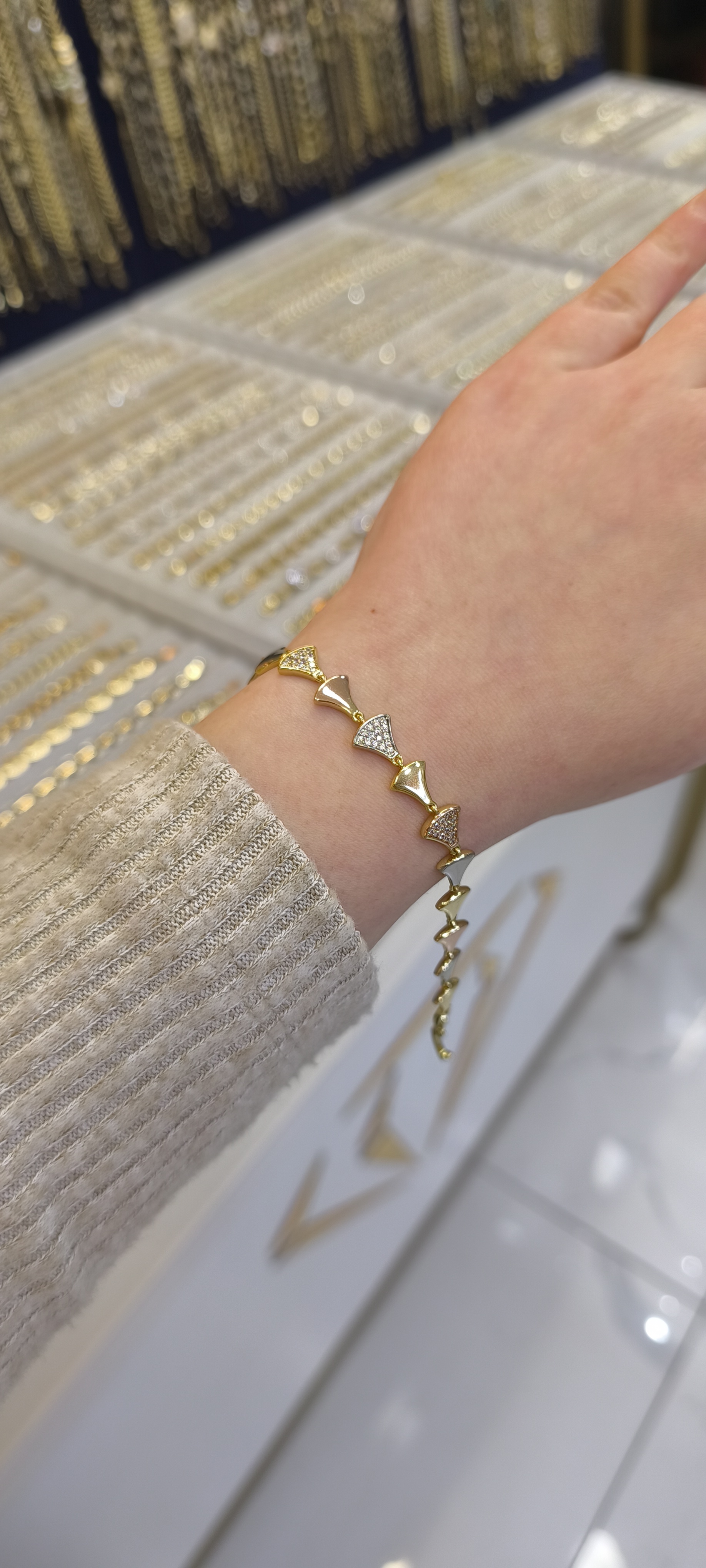 XUPING-ÜÇGEN MODEL