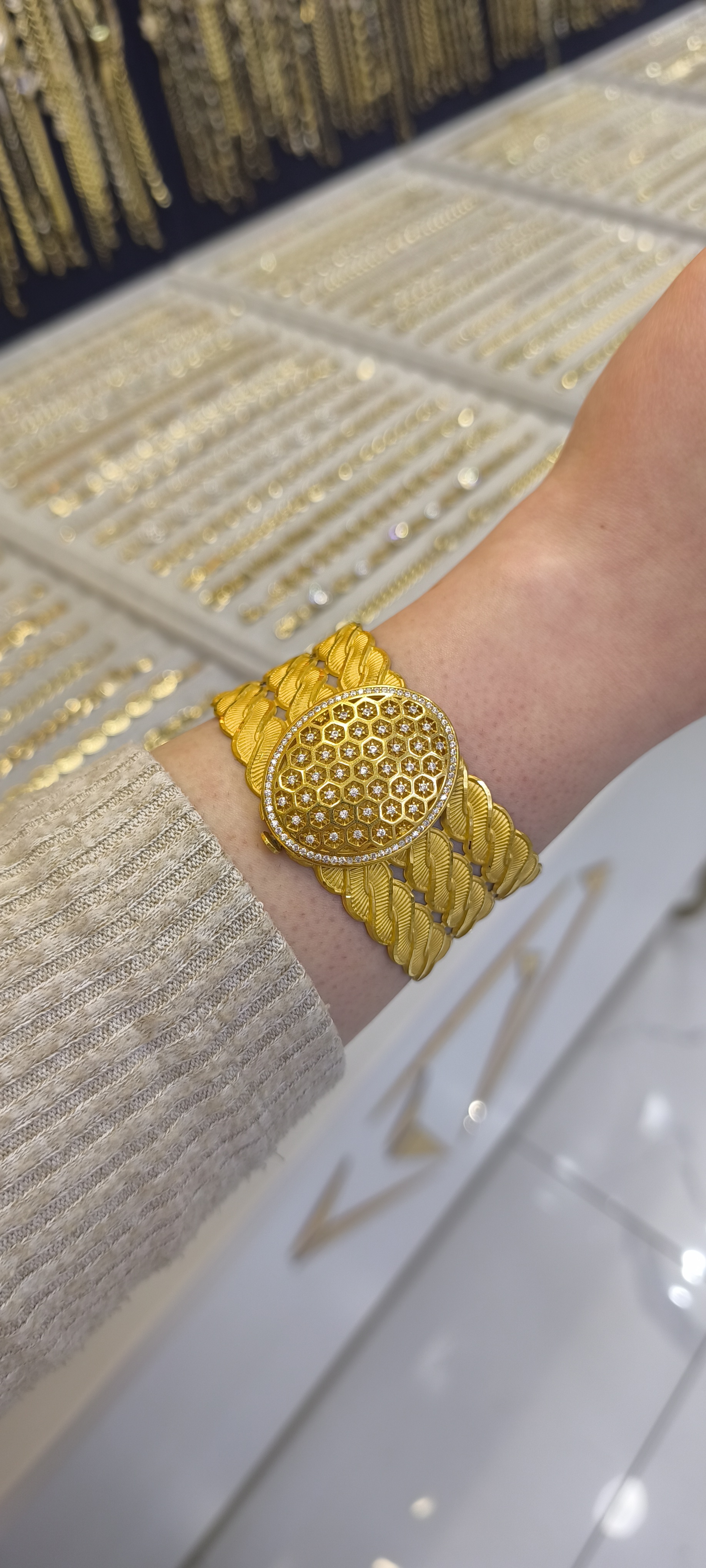 ALTIN KAPLAMA-HASIR KELEPÇE