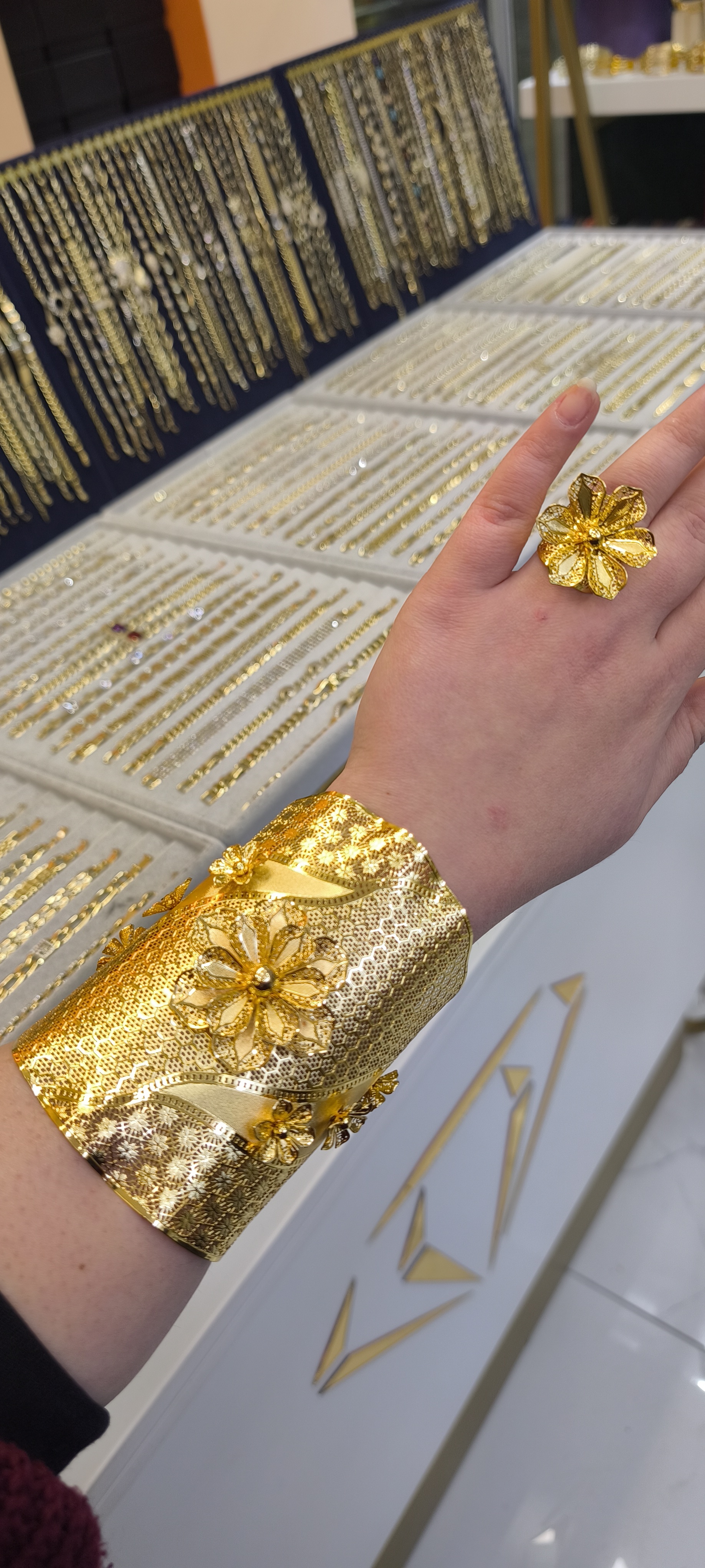 ALTIN KAPLAMA-TÜL KELEPÇE-YÜZÜK