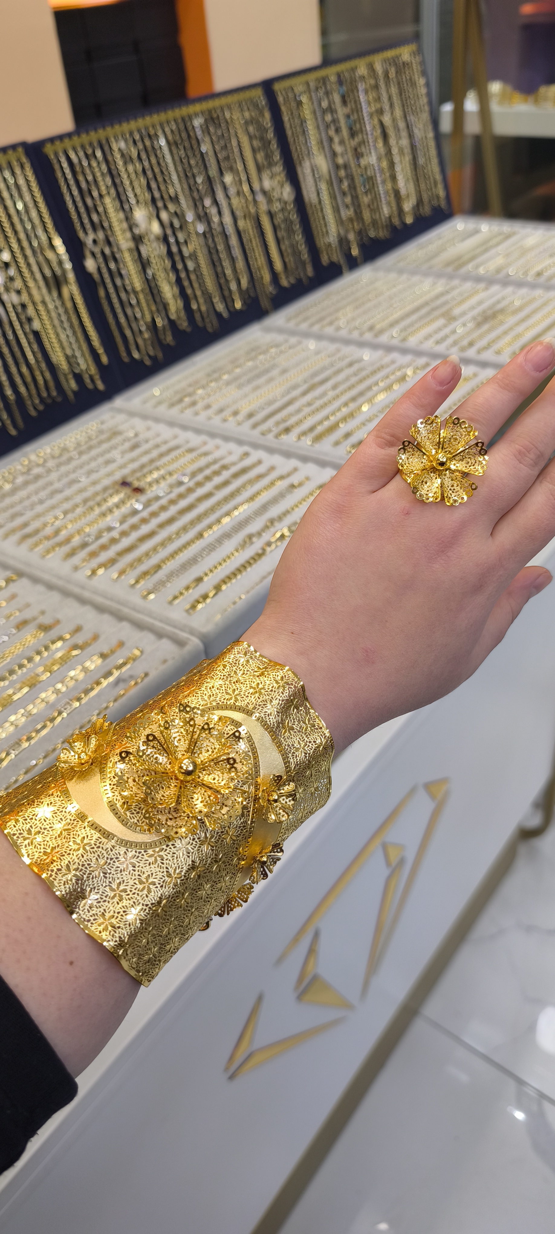 ALTIN KAPLAMA-TÜL KELEPÇE-YÜZÜK